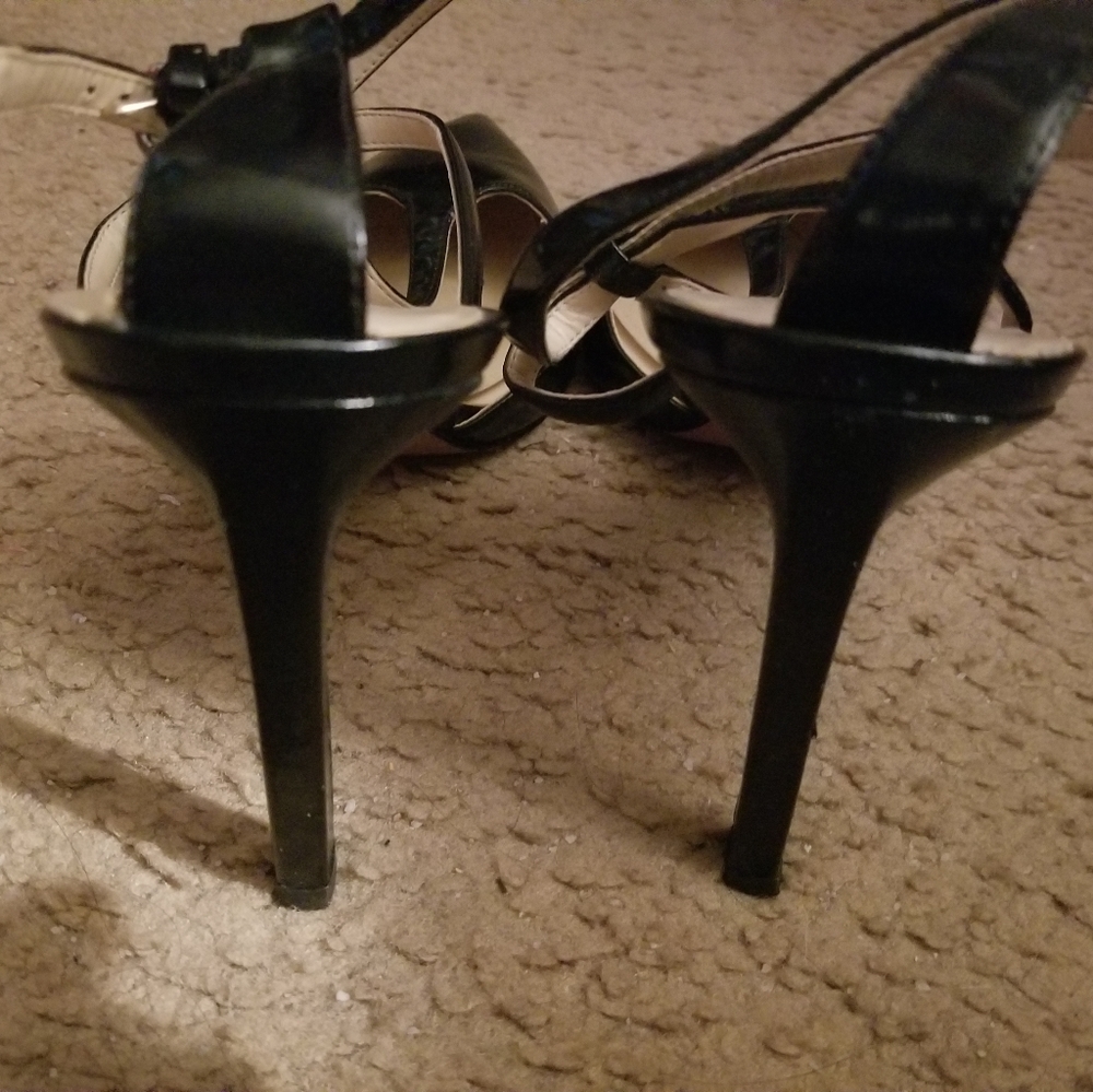 Women's Nine West Black Pumps